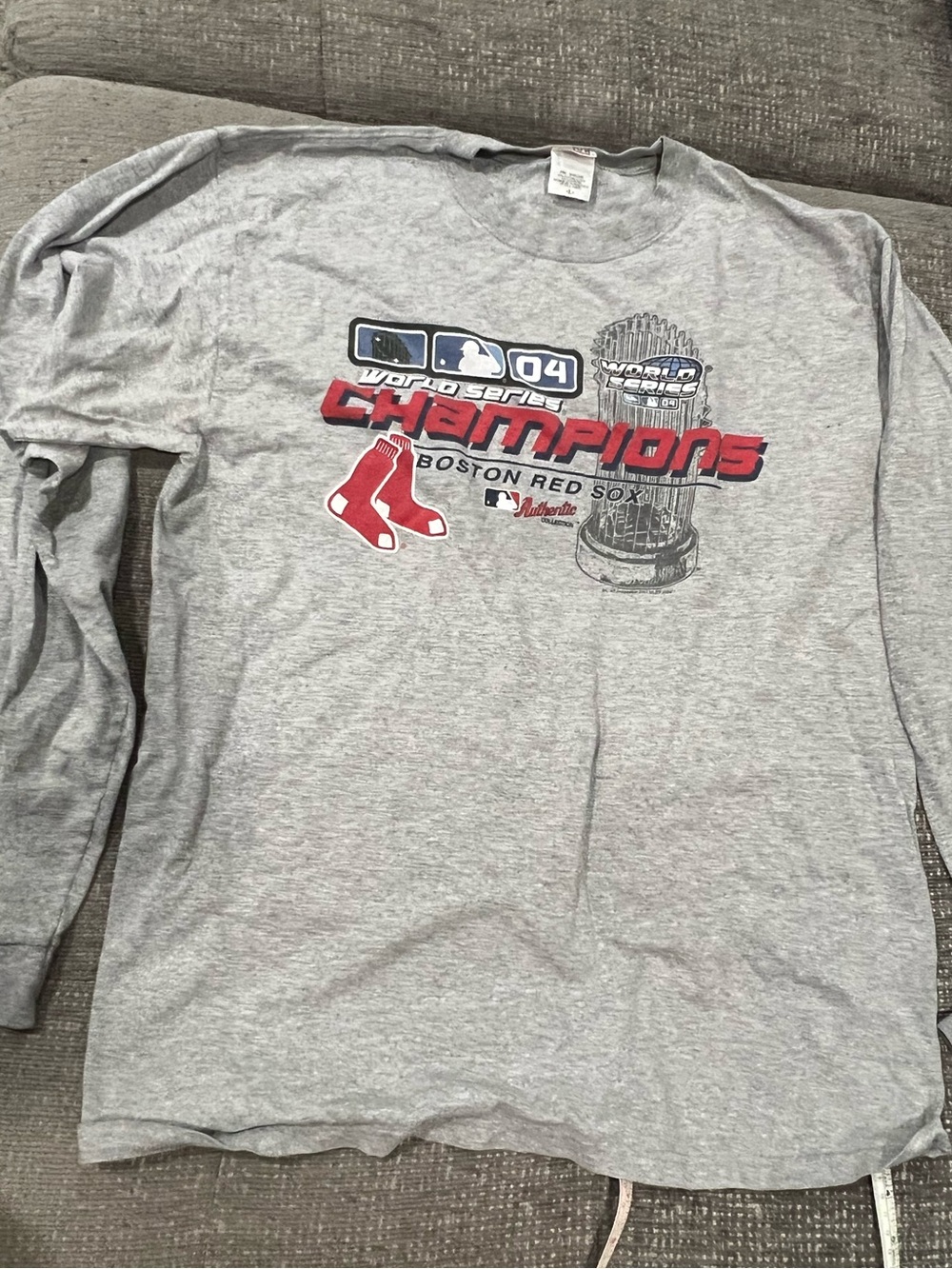 Vintage anvil Gray Long-Sleeve "Champions" Boston Red Sox 2004 Tee